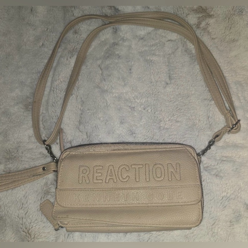 NEW Kenneth Cole Reaction Beige Crossbody Bag with Wristlet Strap